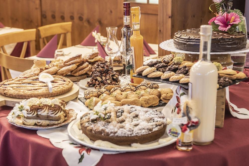 Al Sole Clubresidence Canazei Bagian luar foto